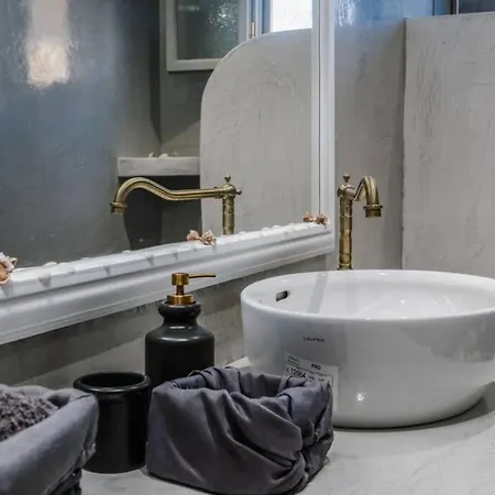 Brouzos- Maisonette With Sea & Mountain View