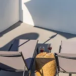 Brouzos- Maisonette With Sea & Mountain View * Emporio (Santorini)
