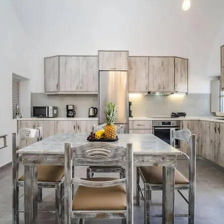 Brouzos- Maisonette With Sea & Mountain View 别墅 Emporio (Santorini)